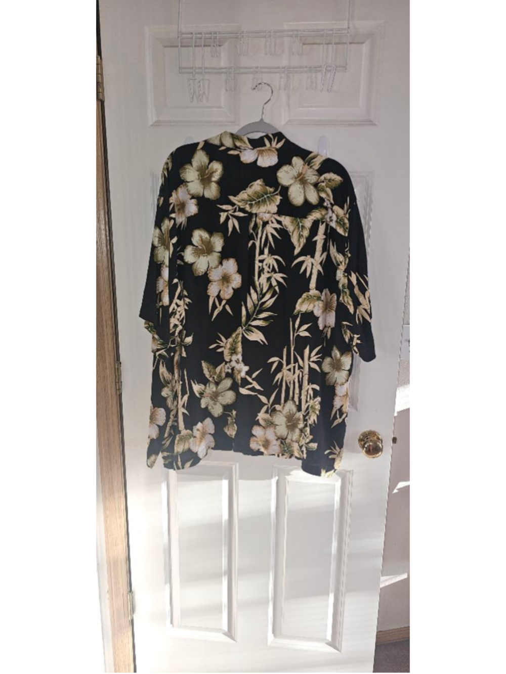 Men's Islander Casual Button Down Shirt XXL Black Beige Floral - Picture 5 of 5